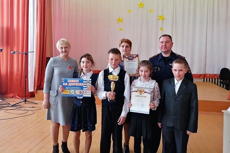 В Куньинском районе прошёл районный конкурс «Безопасное колесо» (ФОТО)