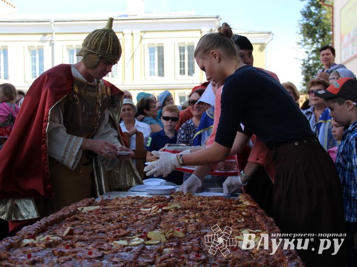 Празднование 850-летия началось в храмах Великих Лук (ФОТО)