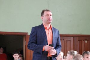 В Великих Луках стартовали спортивные соревнования среди дошколят «Юные олимпионики»