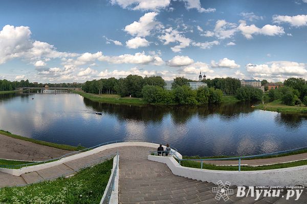 Роспотребнадзор призывает великолучан не мыть продукты в речной воде