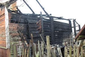 Неисправная печь стала причиной пожара в Псковской области (фото)