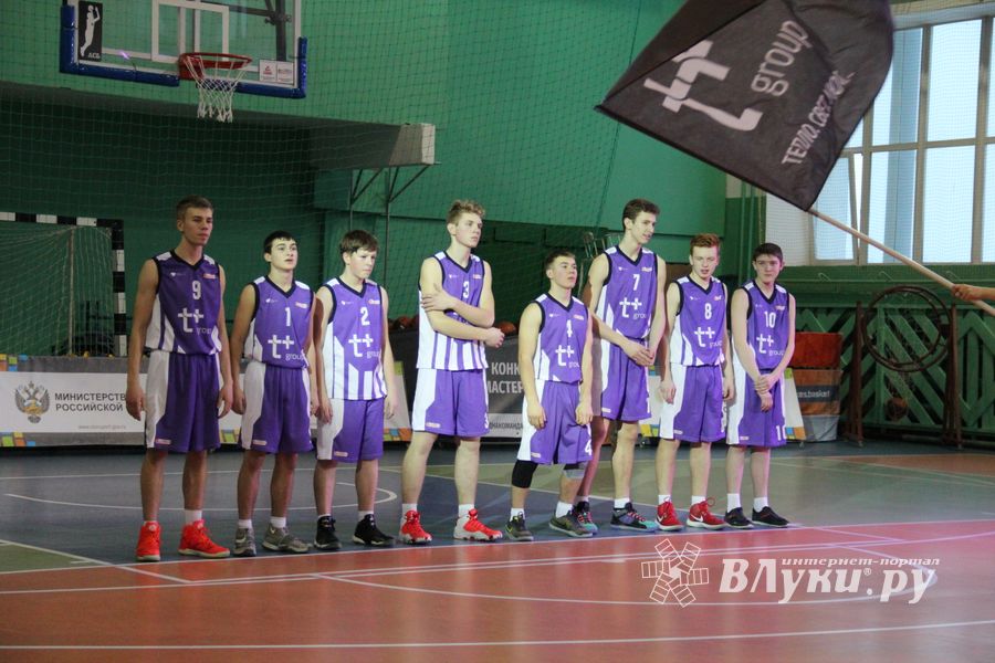 Великолучане стали вторыми в региональном финале Чемпионата ШБЛ «КЭС-БАСКЕТ» (ФОТО)