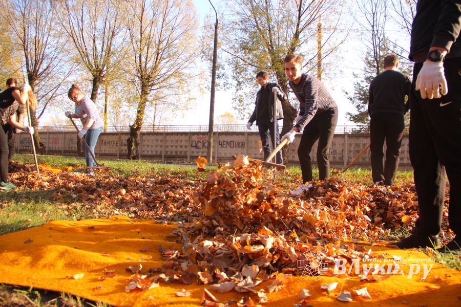 Будущие строители железных дорог провели «четверготник» (ФОТО)