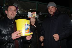 Великие Луки к встрече Нового года готовы (ФОТО)