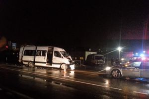 Паломники, ехавшие из Печор в СПб, попали в ДТП (фото)