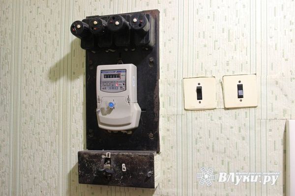 Новые тарифы на электроэнергию будут действовать в Псковской области с 1 июля