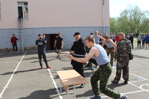 В Великих Луках спасали «заложников» (ФОТО)