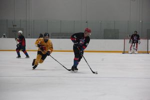 ХК «Экспресс» разгромил «Юниоров» (ФОТО)