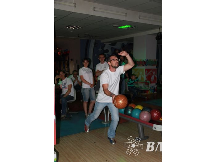 В Великих Луках прошел турнир по боулингу среди СМИ (фото)