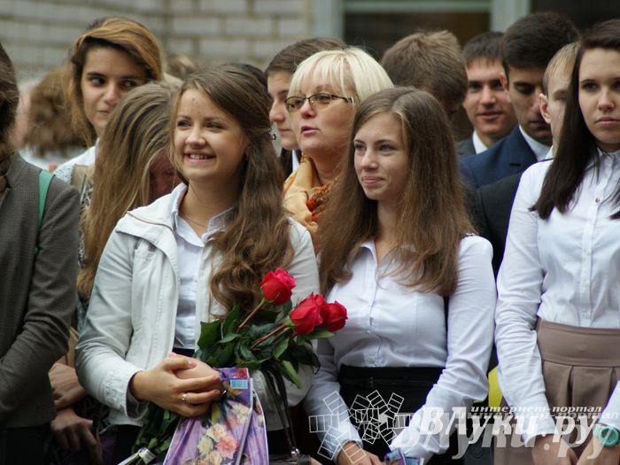 Школы города отметили 1 сентября (фото)