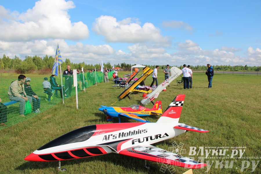 Фестиваль авиамодельного спорта России в Великих Луках