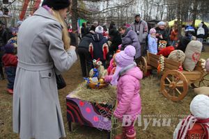 Гуляния широкой великолукской Масленицы