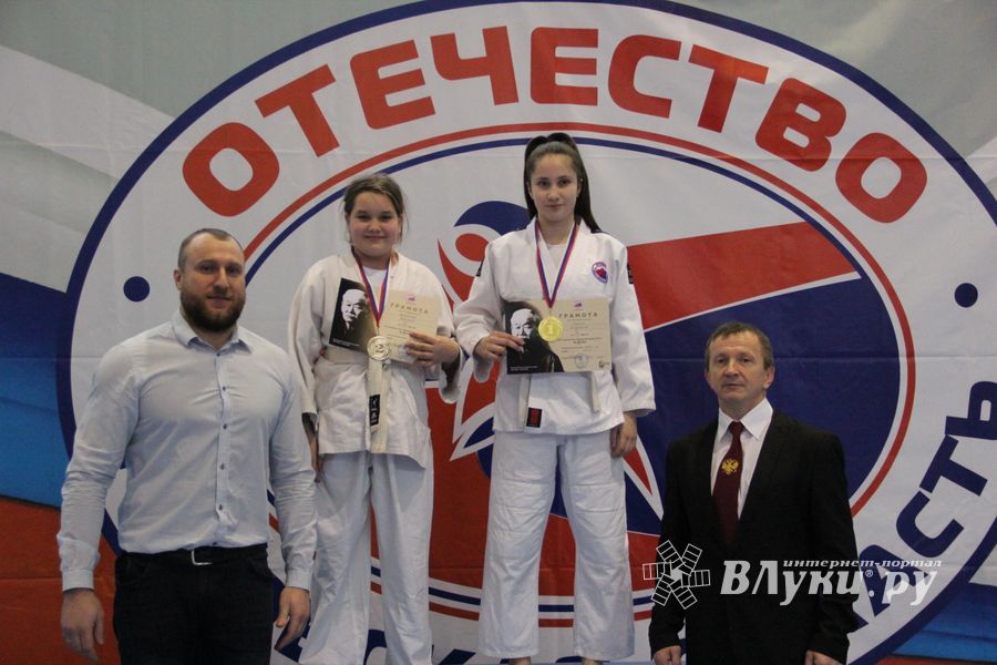 В Великих Луках прошли соревнования по дзюдо (ФОТО)