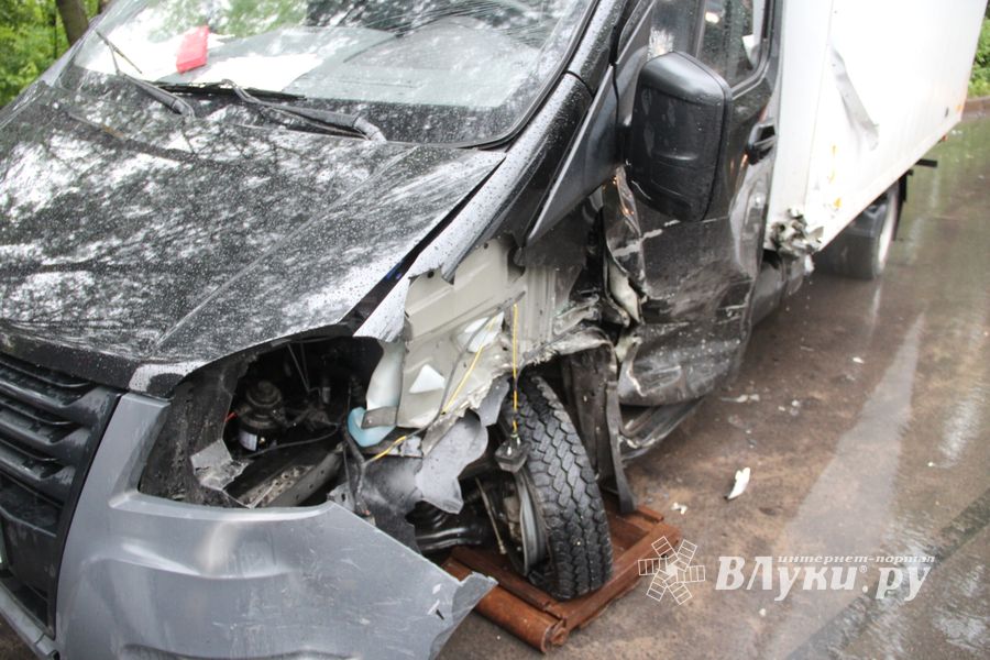 Ещё одно ДТП на пр. Октябрьском (ФОТО)