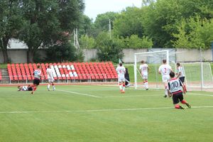 "Экспресс" (Великие Луки) - "Купол-ВДВ" (Псков)