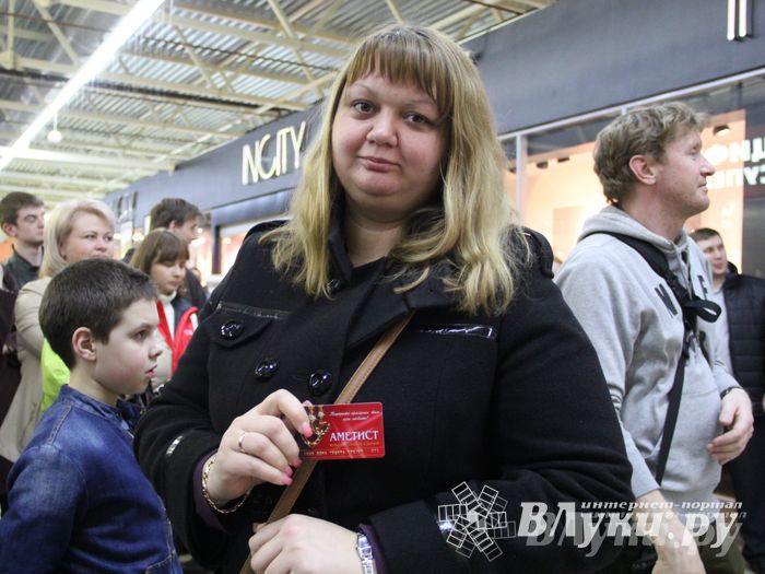 В ТЦ «Апельсин» прошла весенняя ночь распродаж