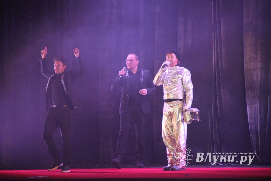 Состоялся концерт братьев Сафроновых «Империя иллюзий» (фото)