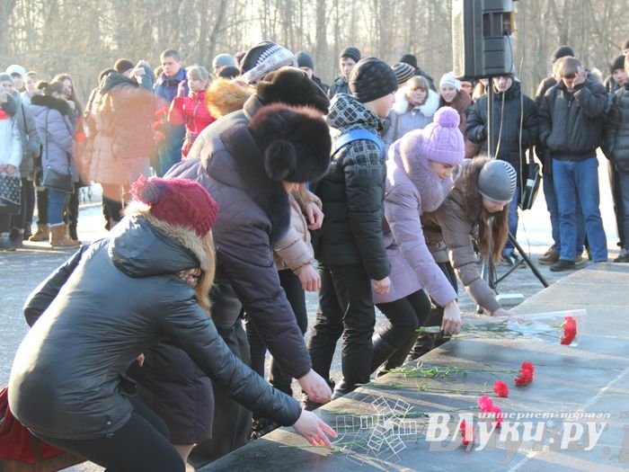 90-летие со дня рождения Александра Матросова. Митинг и возложение цветов к памятнику