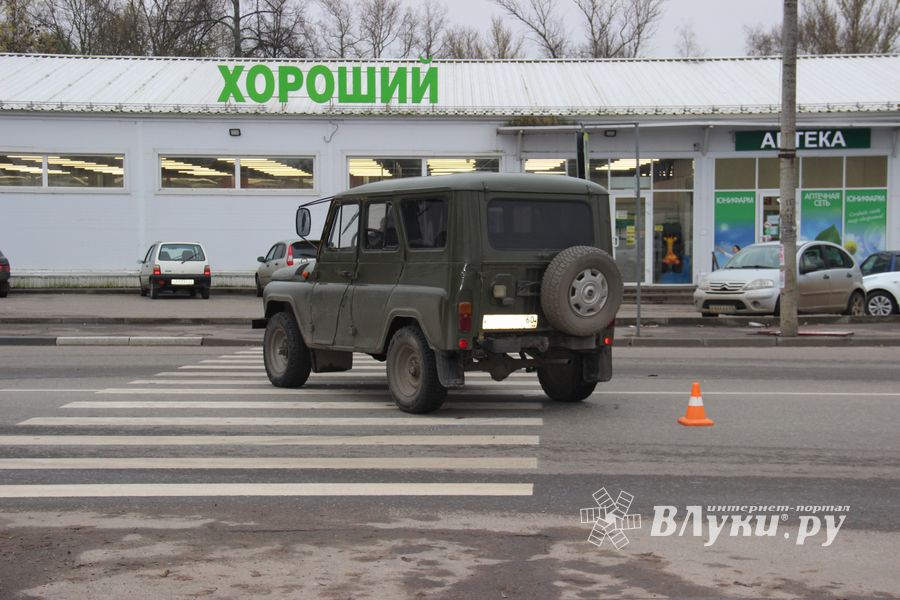 В Великих Луках сбили пешехода (ФОТО)