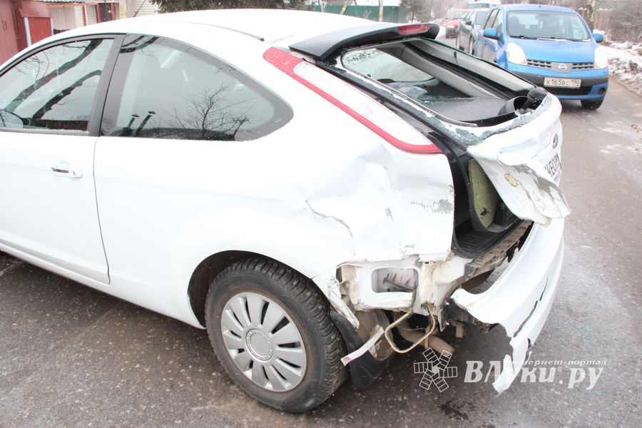 ДТП  в районе улицы 3-й Уд. Армии (ФОТО)