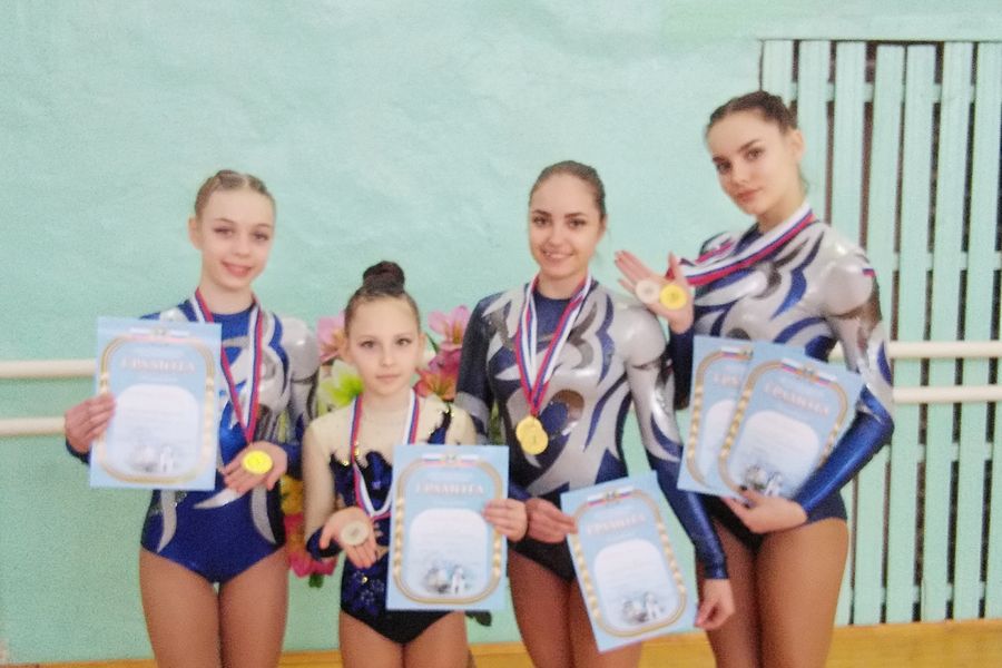 Великолучане стали победителями Чемпионата и первенства города Пскова по спортивной аэробике