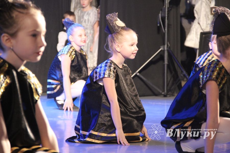 В ГДК им. Ленина встречают Новый год (ФОТО)