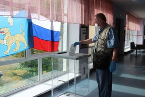 В Великих Луках проходит основной день голосования (ФОТО)