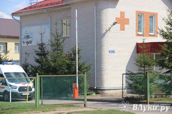 О побочных реакциях на прививку от коронавируса и причинах отвода рассказала псковский врач