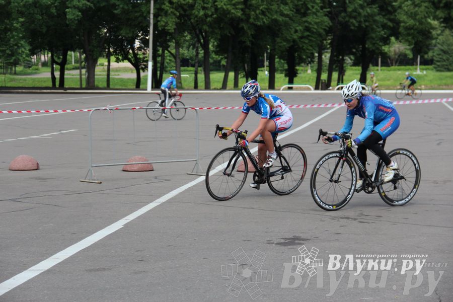 Гонка-критериум по велосипедному спорту