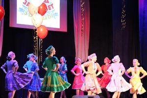 В Великих Луках прошел фестиваль «РЖД зажигает звезды» (фото)