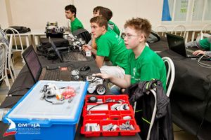 Сборная России по робототехнике готовится к мировым соревнованиям (фото)