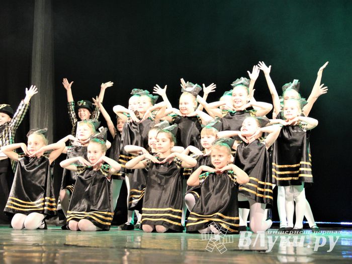 В ГДК им. Ленина прошёл концерт ко Дню матери (ФОТО)