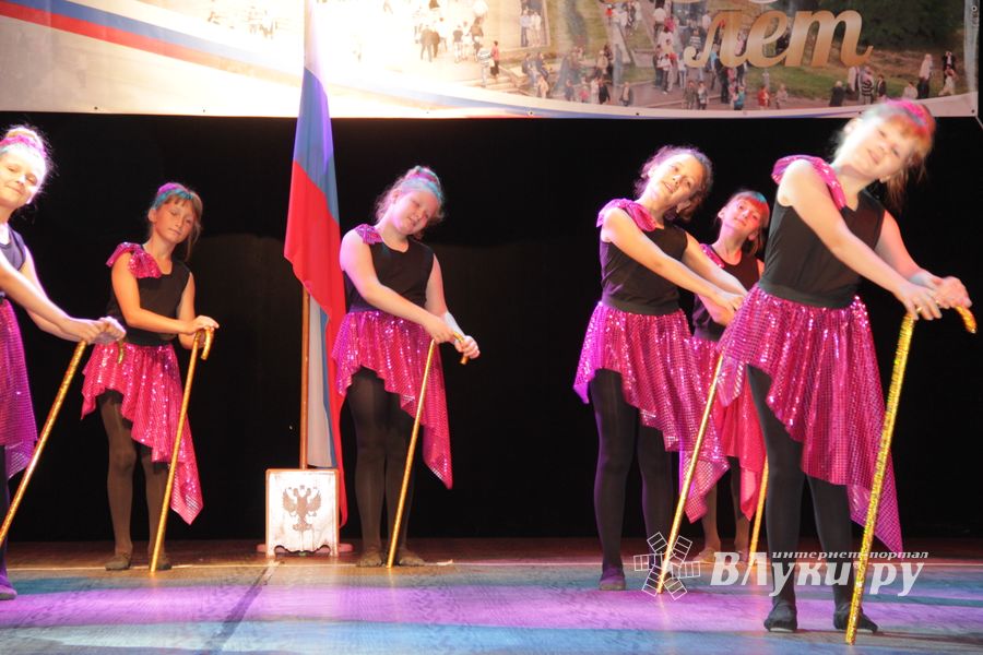 День знаний 10 лицей отметил традиционно (ФОТО)