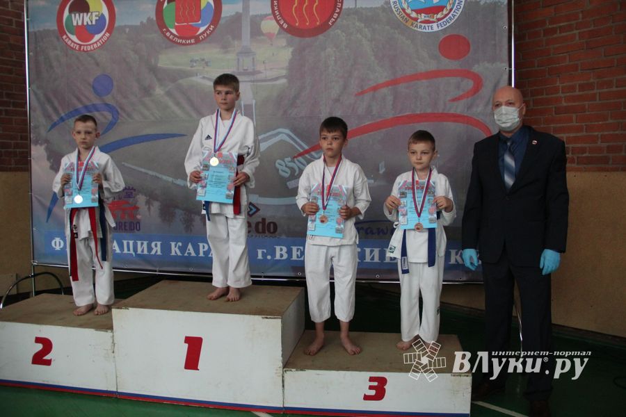Открытый Кубок города Великие Луки по каратэ WKF (ФОТО)