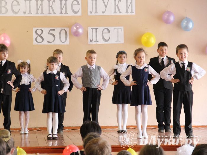 «Мой город Великие Луки — город фонтанов и шаров» (фото)