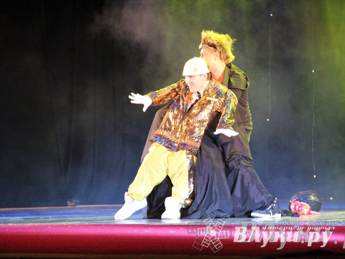 В Великих Луках состоялся концерт балета TODES