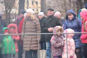 В Великих Луках сожгли Масленицу (фото)