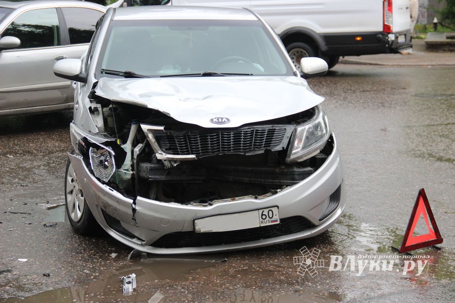 ДТП на проспекте Октябрьском (ФОТО)