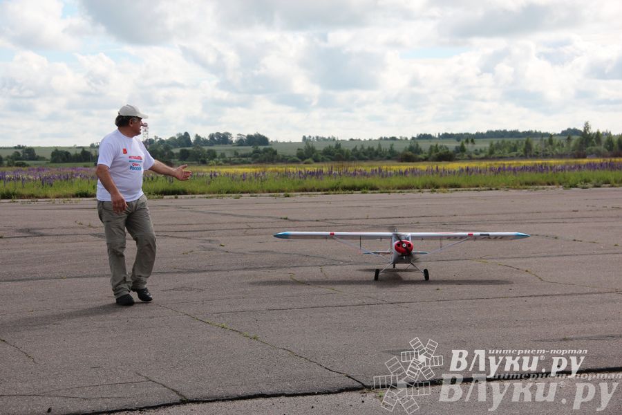 Фестиваль авиамодельного спорта России в Великих Луках