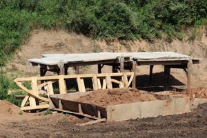 Совсем скоро великолучане смогут гулять по деревянным дорожкам Крепости (ФОТО)