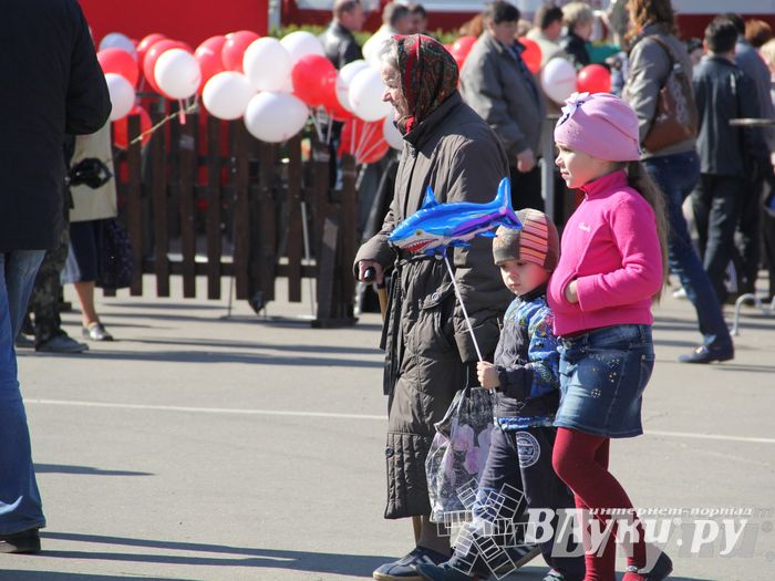 Традиционная весенняя ярмарка прошла в Великих Луках
