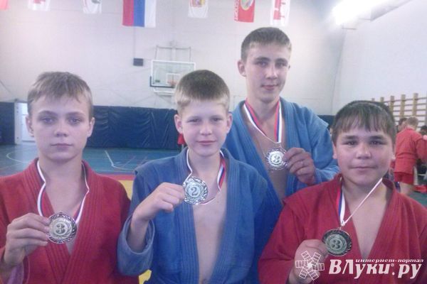 Великолукские самбисты стали призерами XIX Всероссийского турнира по самбо «Бородино» (фото)