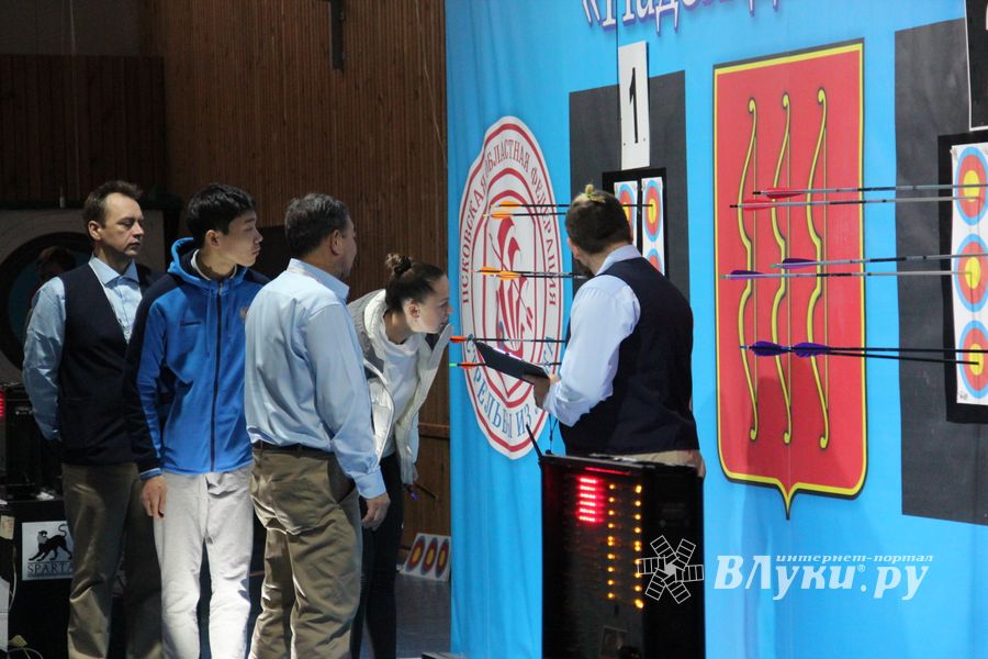 В Великих Луках завершились соревнования по стрельбе из лука «Надежды России» (ФОТО)