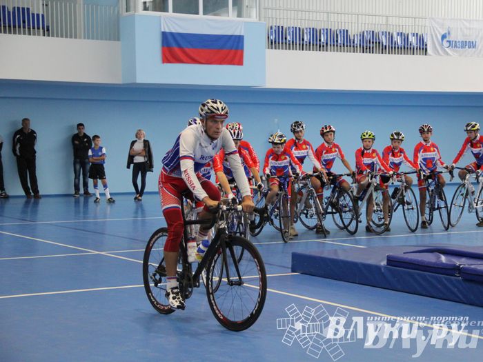 Открытие спортивно-оздоровительный комплекс «Стрелец» (фото)