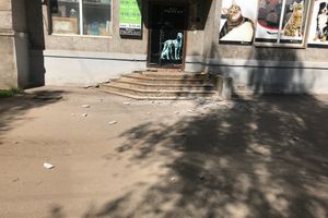 В Великих Луках раскрошился дом (ФОТО)