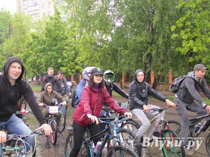 Зигзаг здоровья выполнили великолукские велосипедисты (ФОТО)