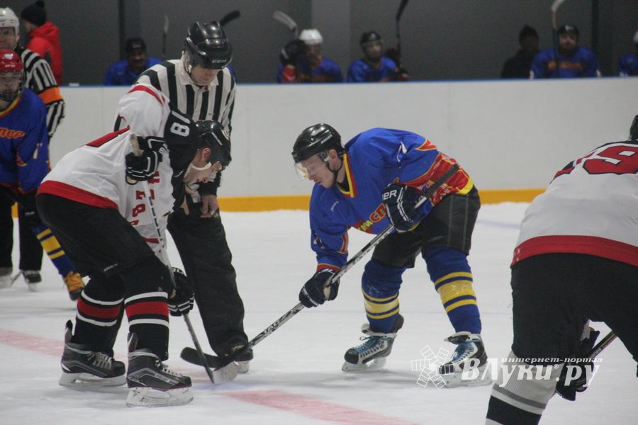 ХК «ЛукиСпорт» разгромила команду Невеля (ФОТО)