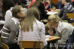 В Великих Луках завершился 13-й Фестиваль интеллектуальных игр «Встречи на Ловати» (фото)