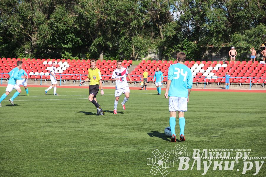 В Великих Луках состоялся матч «Луки-Энергия» — «Звезда» (Санкт-Петербург)