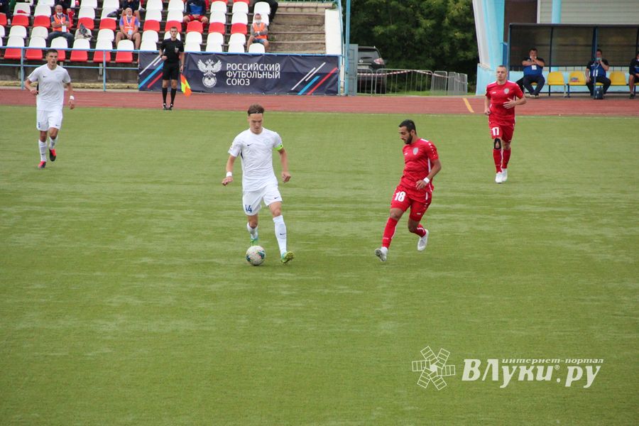 «Луки-Энергия» уступила дома «Твери» (ФОТО)
